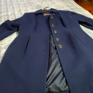 Dark blue 💙 coat..